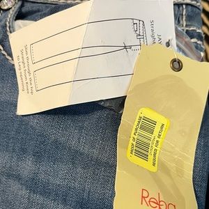 REBA JAYDEN JEANS- STRAIGHT LEG BRAND NEW WITH TAGS.